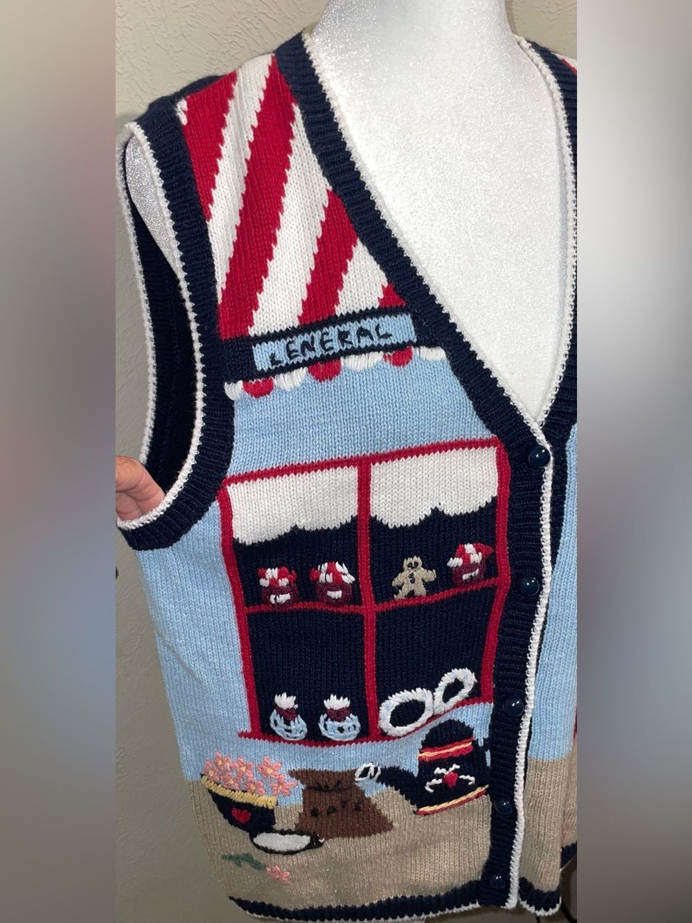 New Look Women’s Size M Navy Sweater Vest General Store Village Knit Christmas - Picture 3 of 9